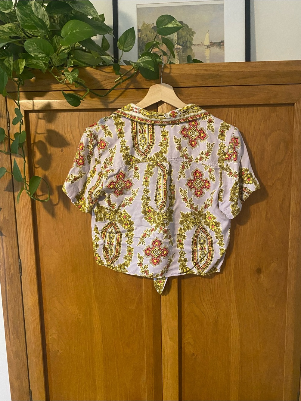 Tie-Front Printed Crop Shirt - Lavender/Olive - Picture 2 of 5